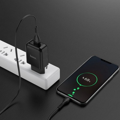 Зарядное устройство hoco. N2 c кабелем Lightning черный